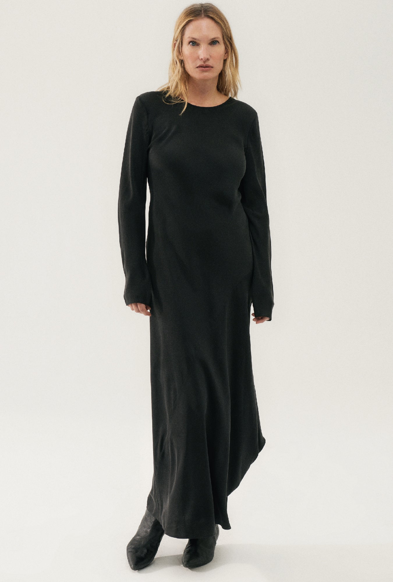 FULL SLEEVE BIAS DRESS BLACK